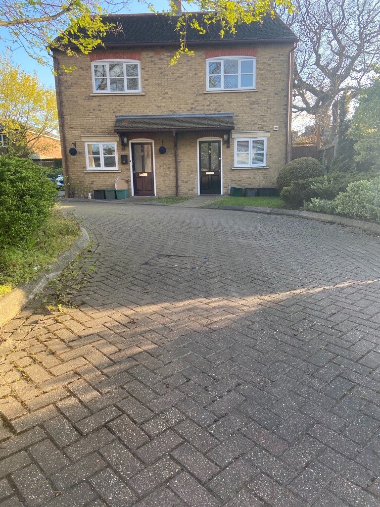 2 Bedroom House 🏡 in Orpington, London Gumtree