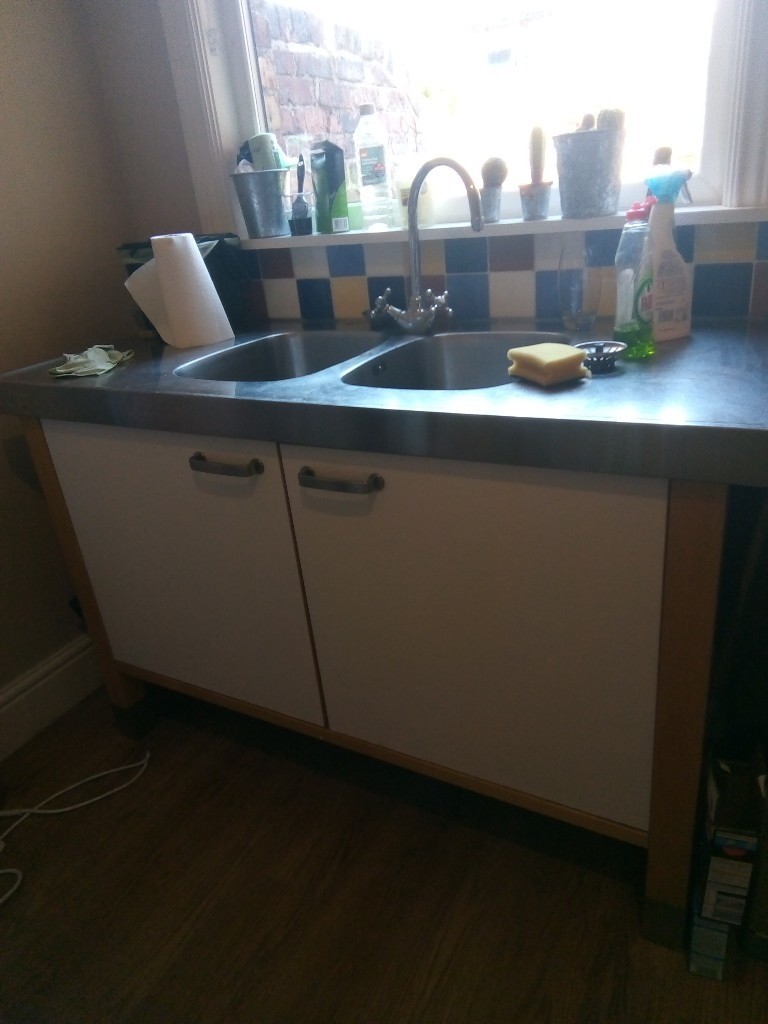 Kitchen units, sink, oven and hob in Liverpool, Merseyside Gumtree