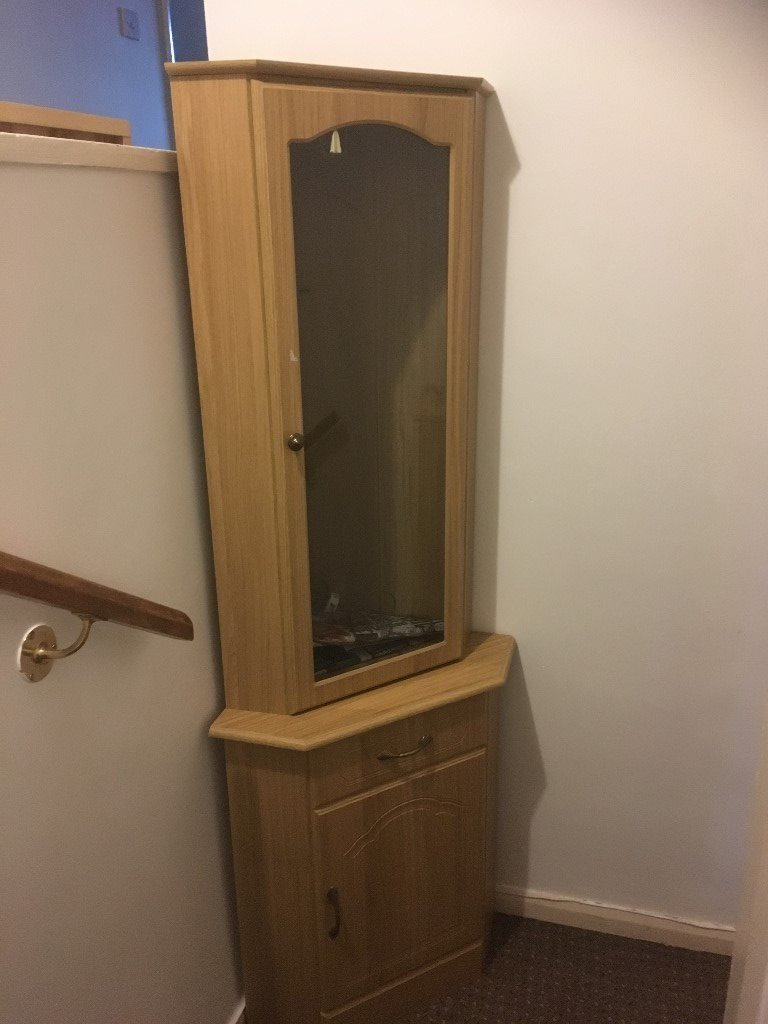 Corner Display Unit with light and glass shelves Oak effect in