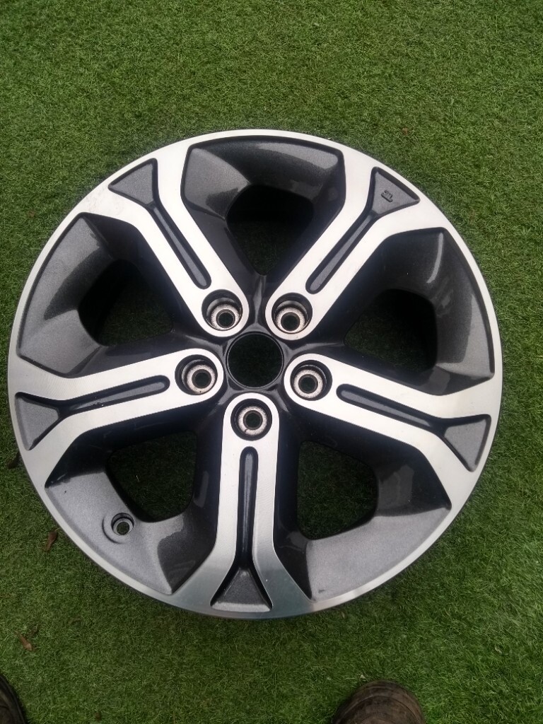 suzuki motorcycle wheels