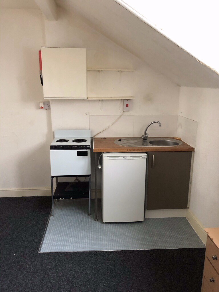 Bedsit in S11 in Sheffield, South Yorkshire Gumtree