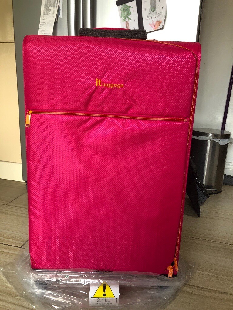Luggage suitcase large bnwt in London Gumtree