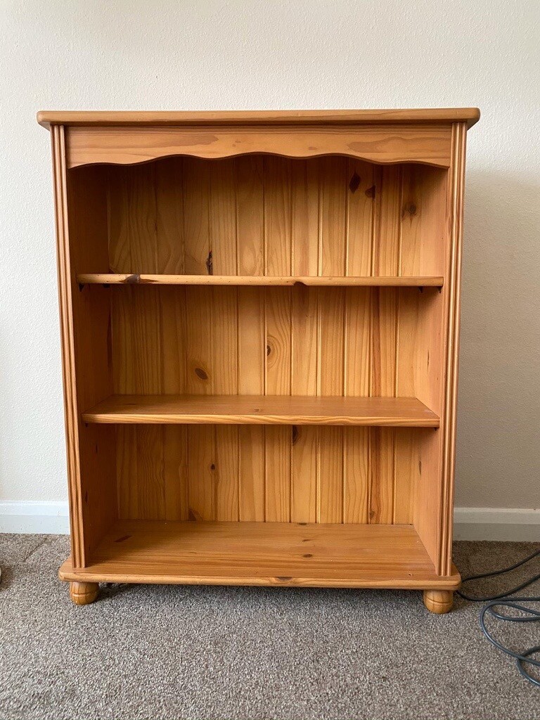 Pine bookcase in West Bridgford, Nottinghamshire Gumtree