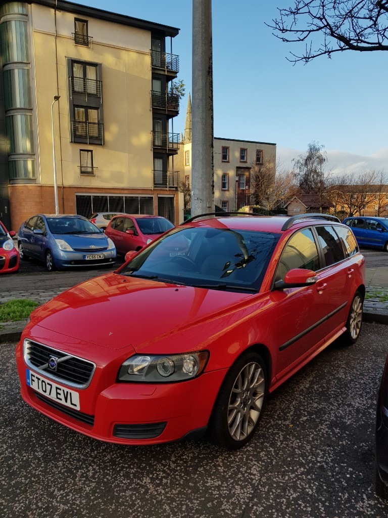 “Quick Sale” 2007 VOLVO V50 SPORT, SOLID RED COLOUR, ESTATE, 5 SPEED