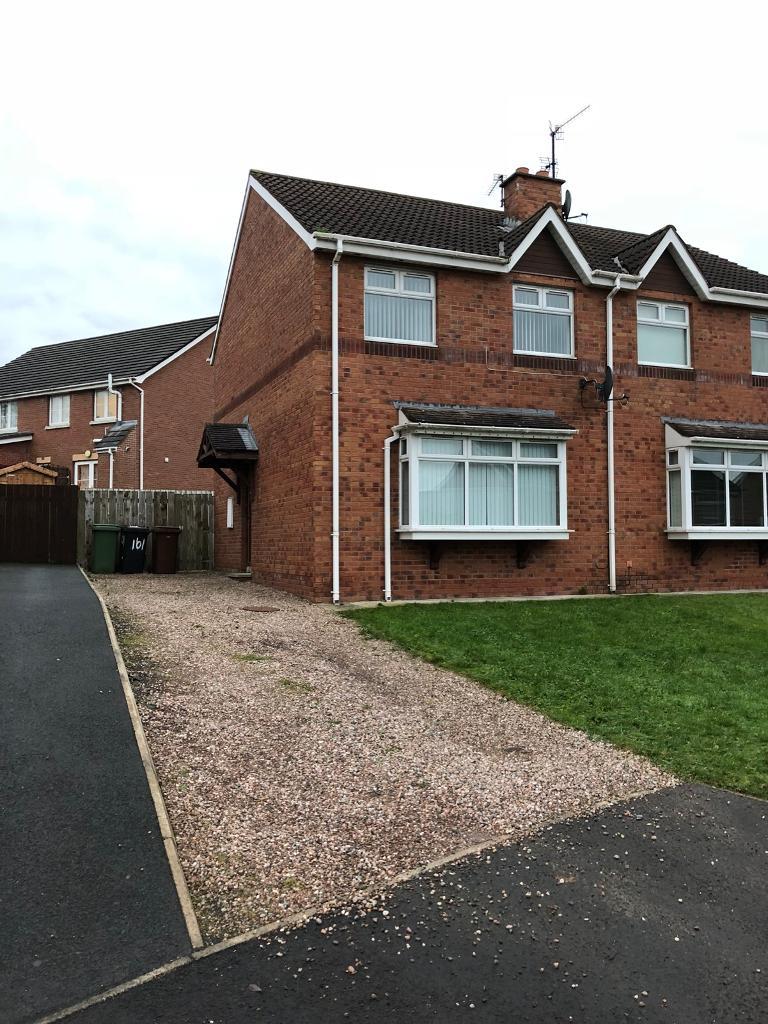 3 Bedroom House available to rent in Lisburn in Lisburn, County
