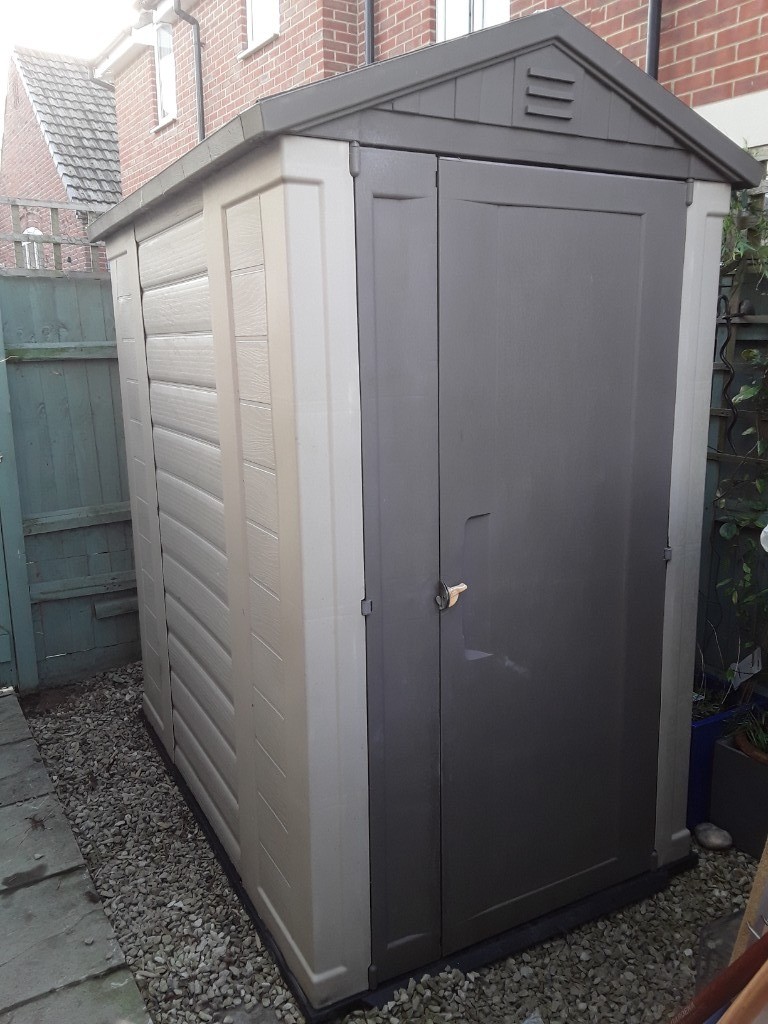 KETER PLASTIC SHED 6 x 4 in Bournemouth, Dorset Gumtree