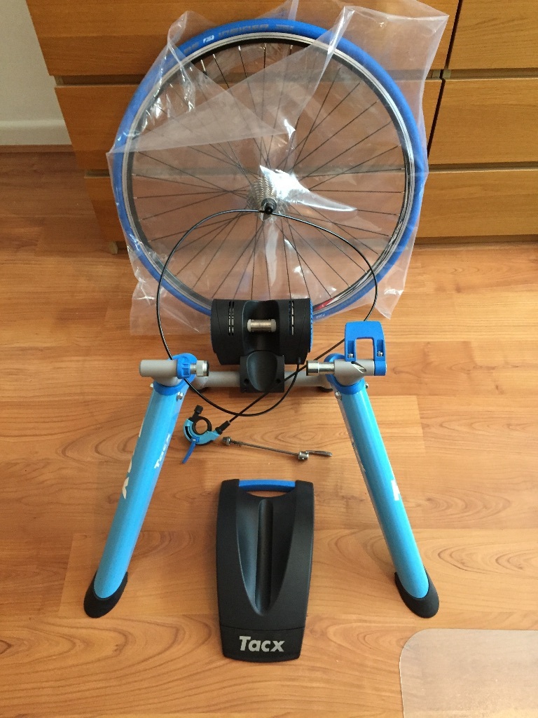 Tacx Booster T2500 Turbo Trainer Used Once, Training wheel (10 gear) and tyre New Condition