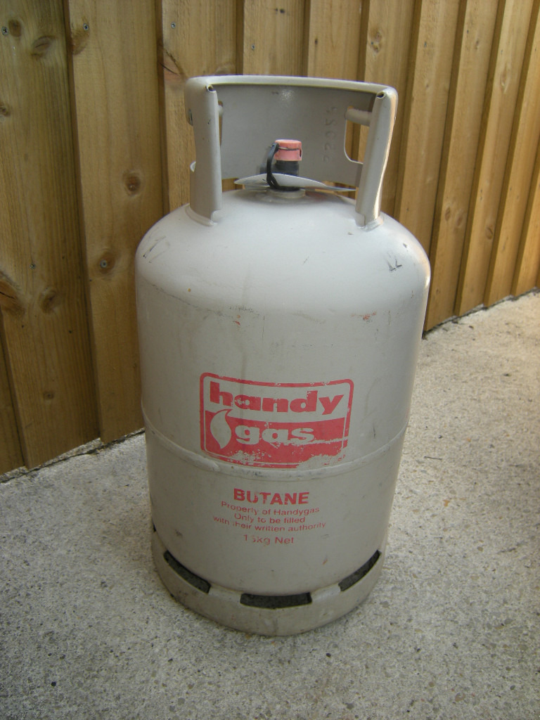 Handy/Flogas 13kg Butane Gas Bottle 2/3 FULL Swindon (2 Available) in