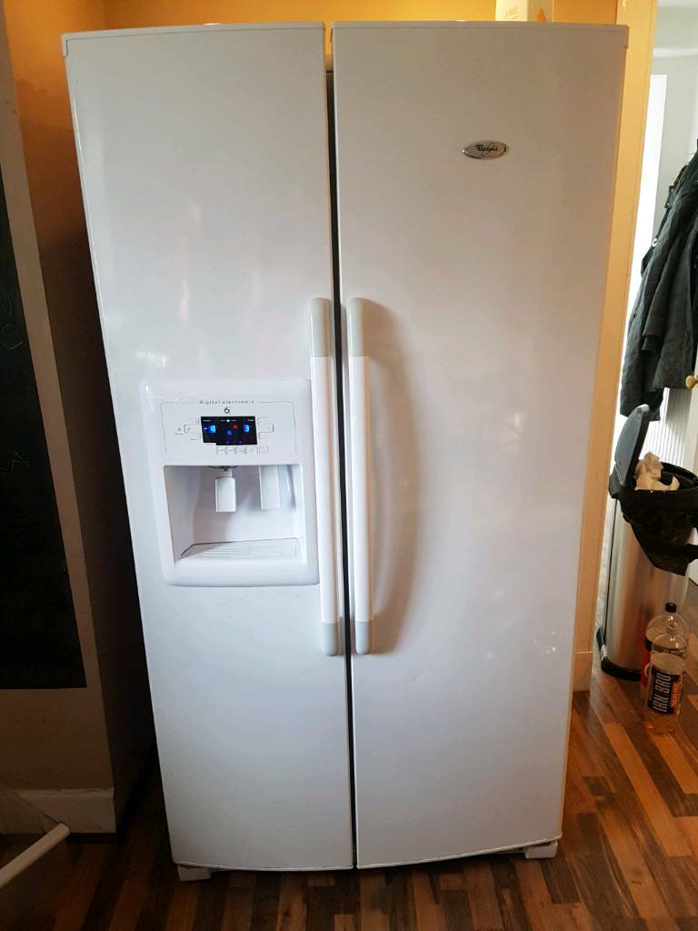 Whirlpool American fridge freezer with water dispenser in Rutherglen