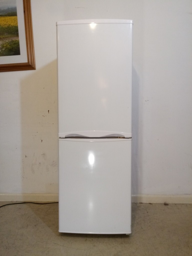 Currys Essentials Fridge Freezer c50bw12 3 Months Warranty Delivery