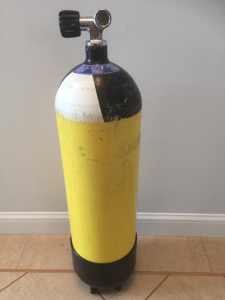12.2l Tall Scuba Diving Cylinder (new year) in Coatbridge, North