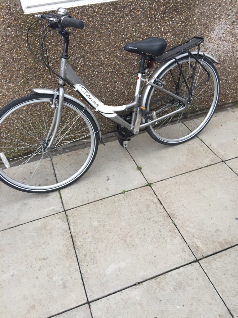 Ladies and gents bikes for sale in Dundee Gumtree