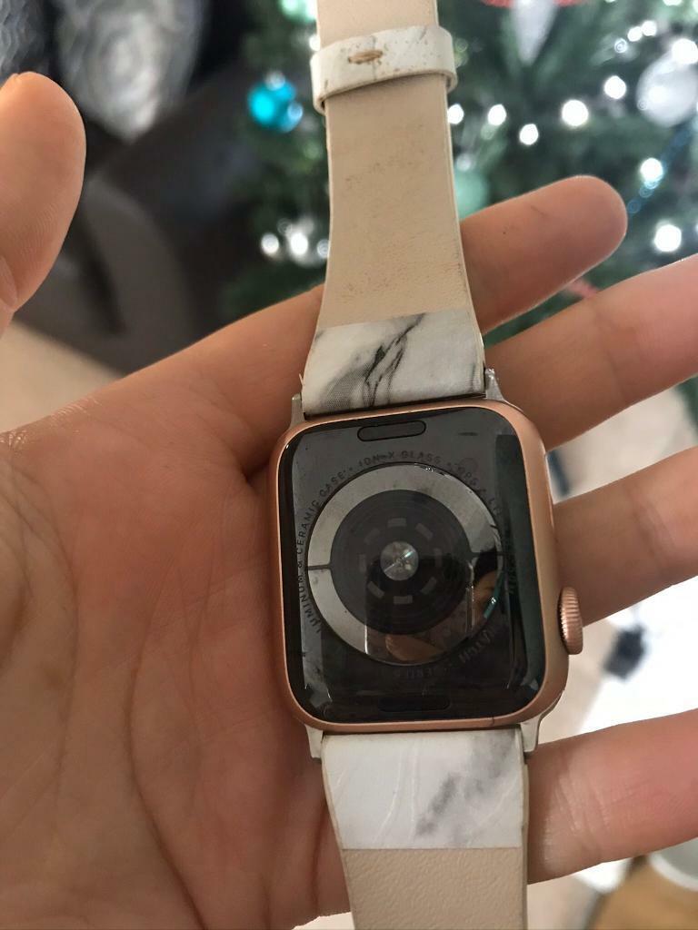 Apple Watch S4 Cellular 40mm Gold Alu/ Pink Band | in Plymouth, Devon | Gumtree