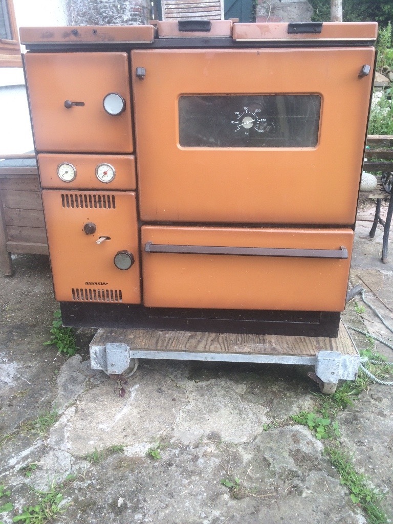 Wamsler solid fuel cooker/range like a Rayburn/Aga has back boiler and