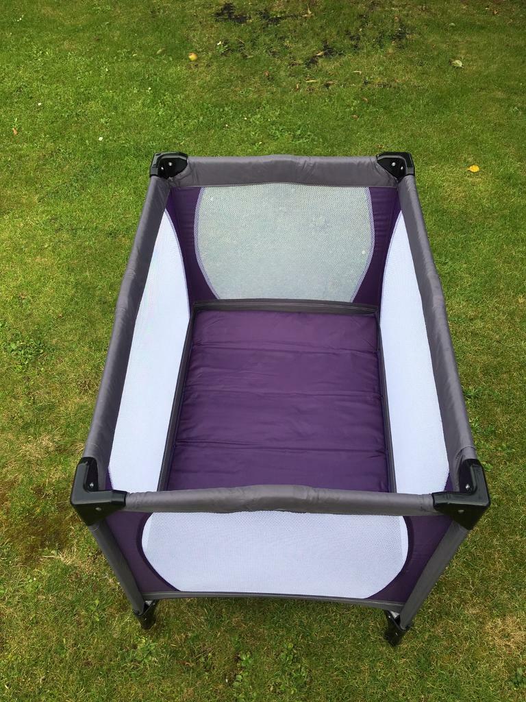 Travel cot in Silverknowes, Edinburgh Gumtree
