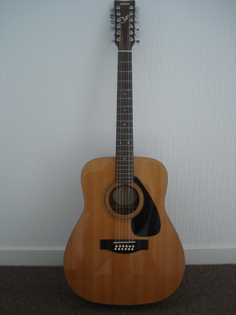 Yamaha 12string acoustic guitar in Aberdeen Gumtree