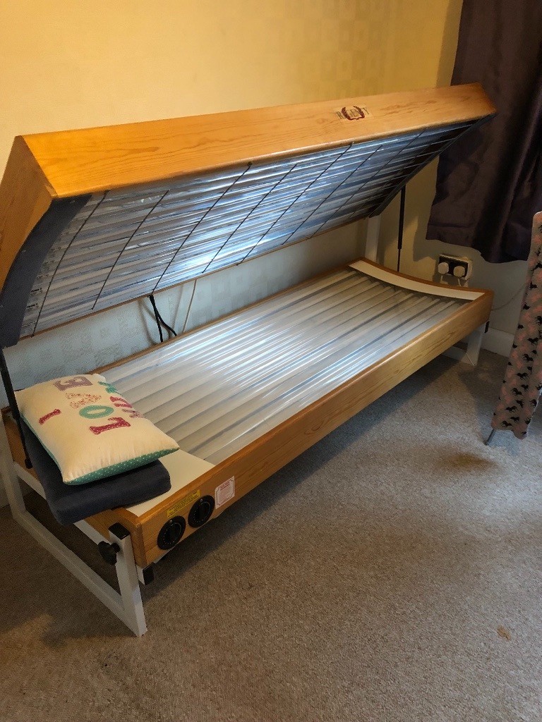 Regency double sunbed for sale, vgc, 20 tubes in Mexborough, South