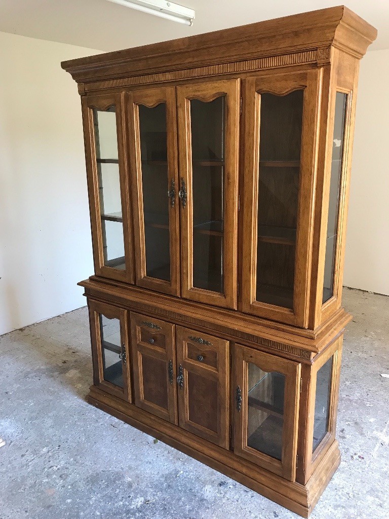 Oak Kitchen Cabinet Sideboard Plates And Glasses Storage In