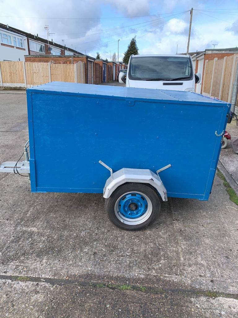 Box trailer in Wrexham Gumtree