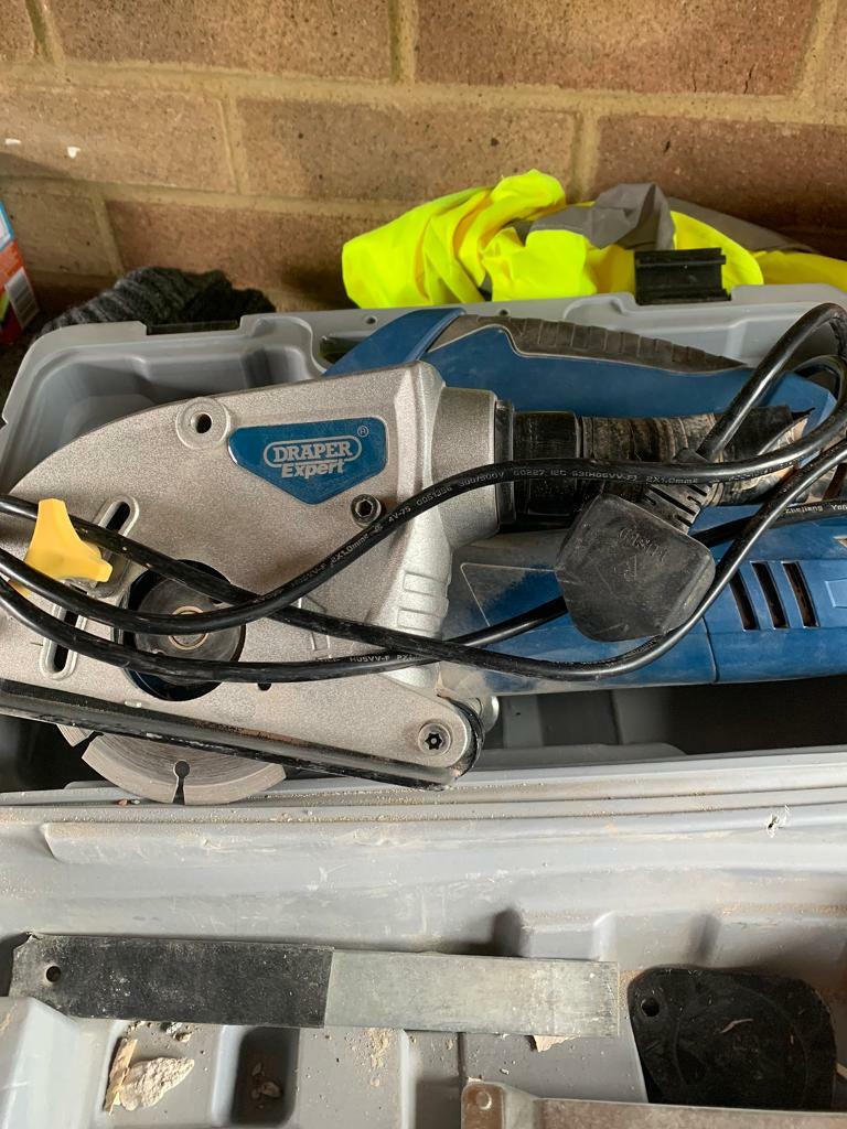 Wall chasing tool in Rainham, Kent Gumtree