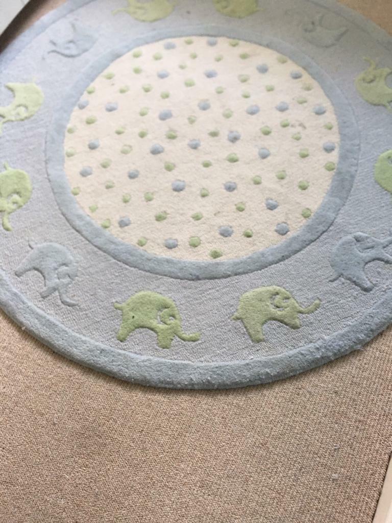 Pottery Barn 5 Round Rug In Woking Surrey Gumtree