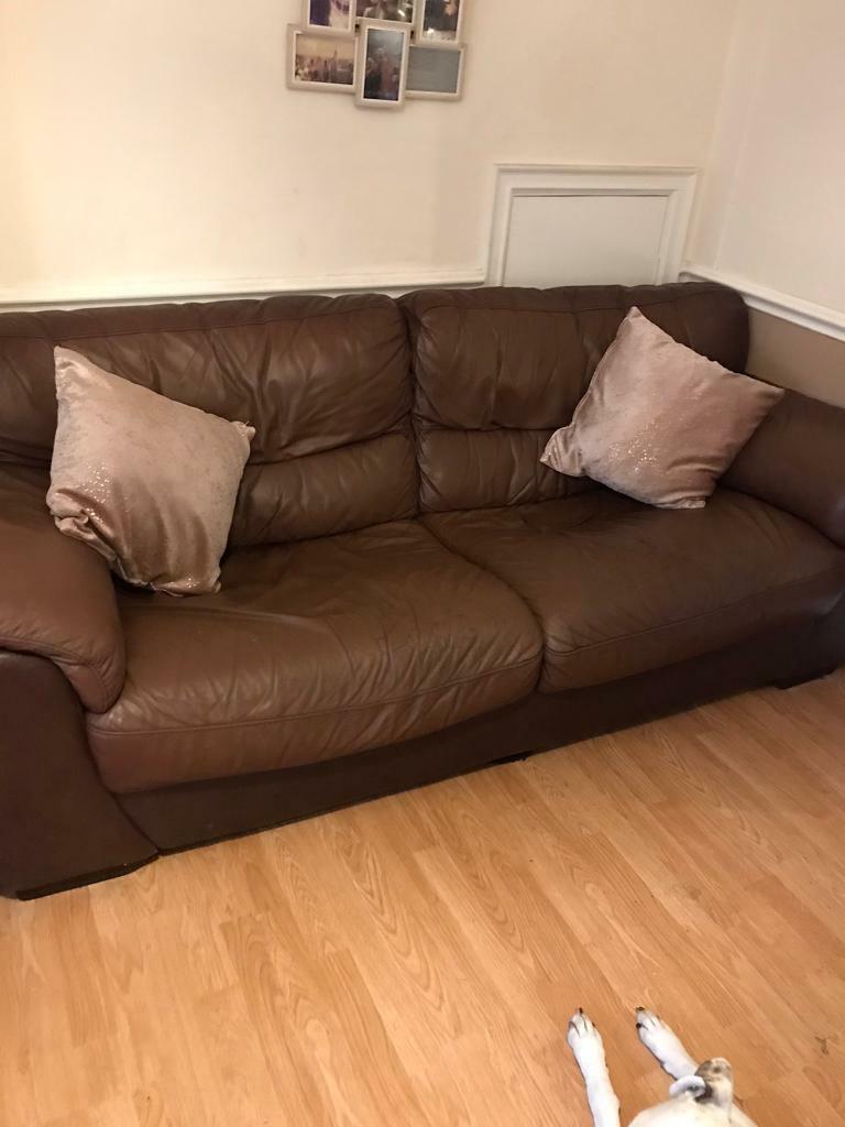 Free couches in Liverpool, Merseyside Gumtree
