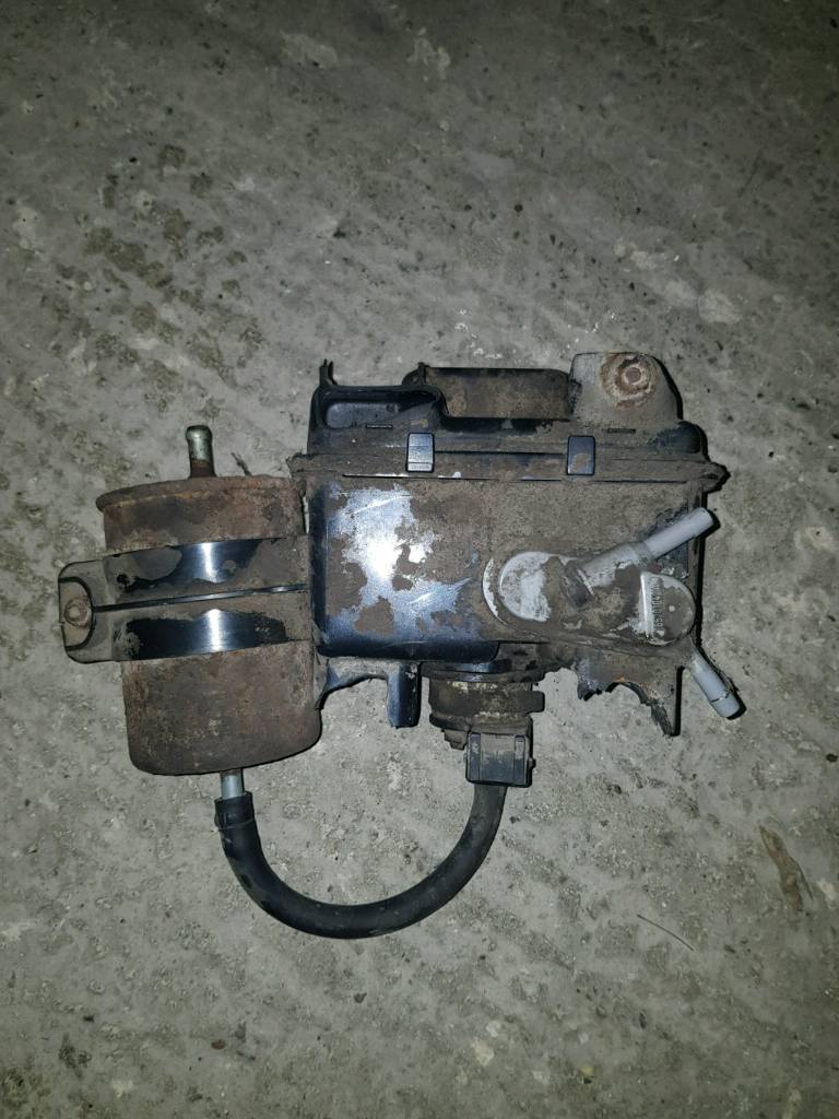 Mk2 Golf Gti 8v external fuel pump housing with brand new fuel pump