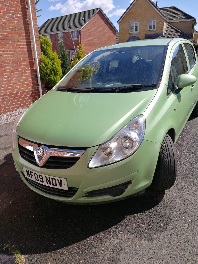 Vauxhall Corsa 09 Full Automatic 1.4, 5 door, very low mileage