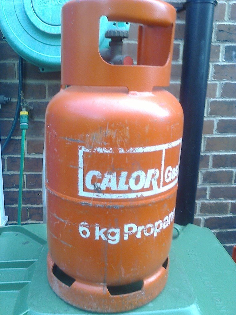 6kg calor propane gas bottle,full,see description. in Normanton, West