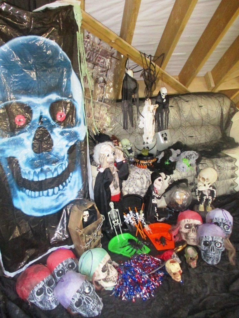 Job Lot Halloween Decorations In Llanelli Carmarthenshire