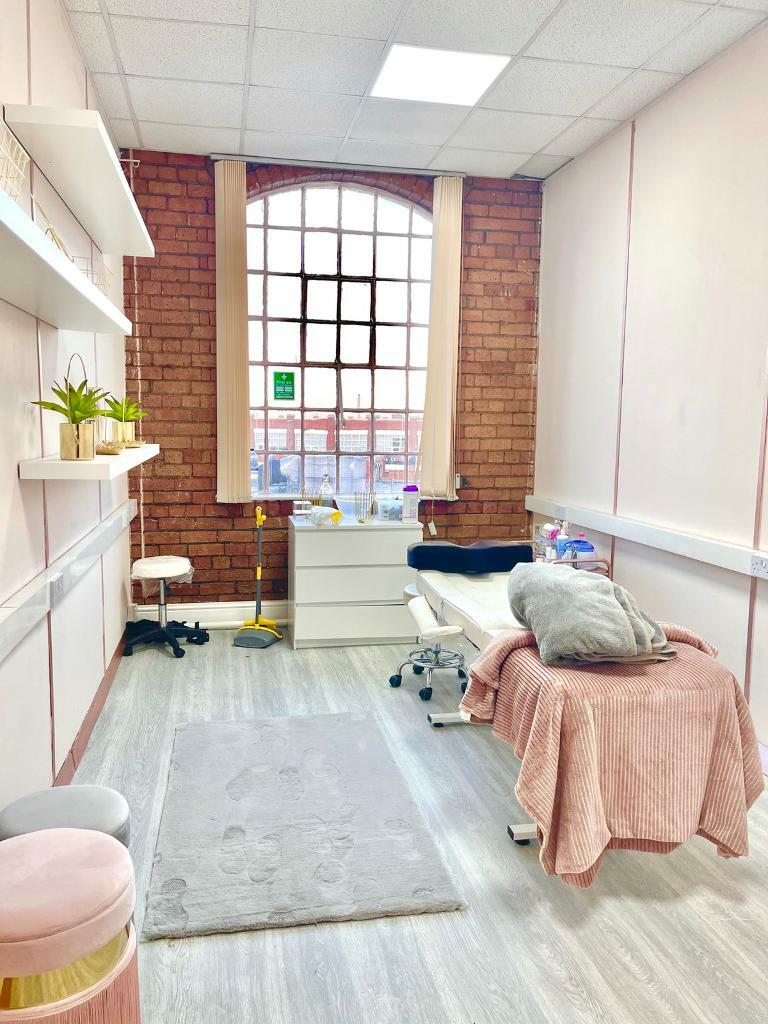 Office / Creative / Photography / Beauty / Studios To Rent Birmingham
