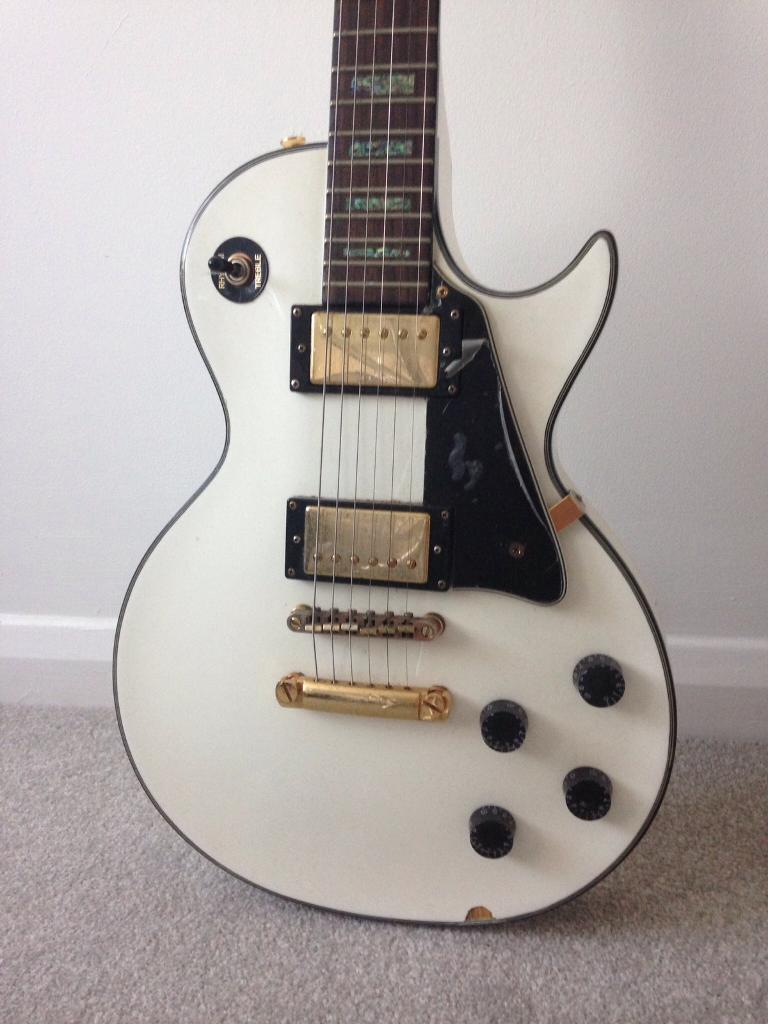 White gold Westfield Gibson les Paul style electric guitar in