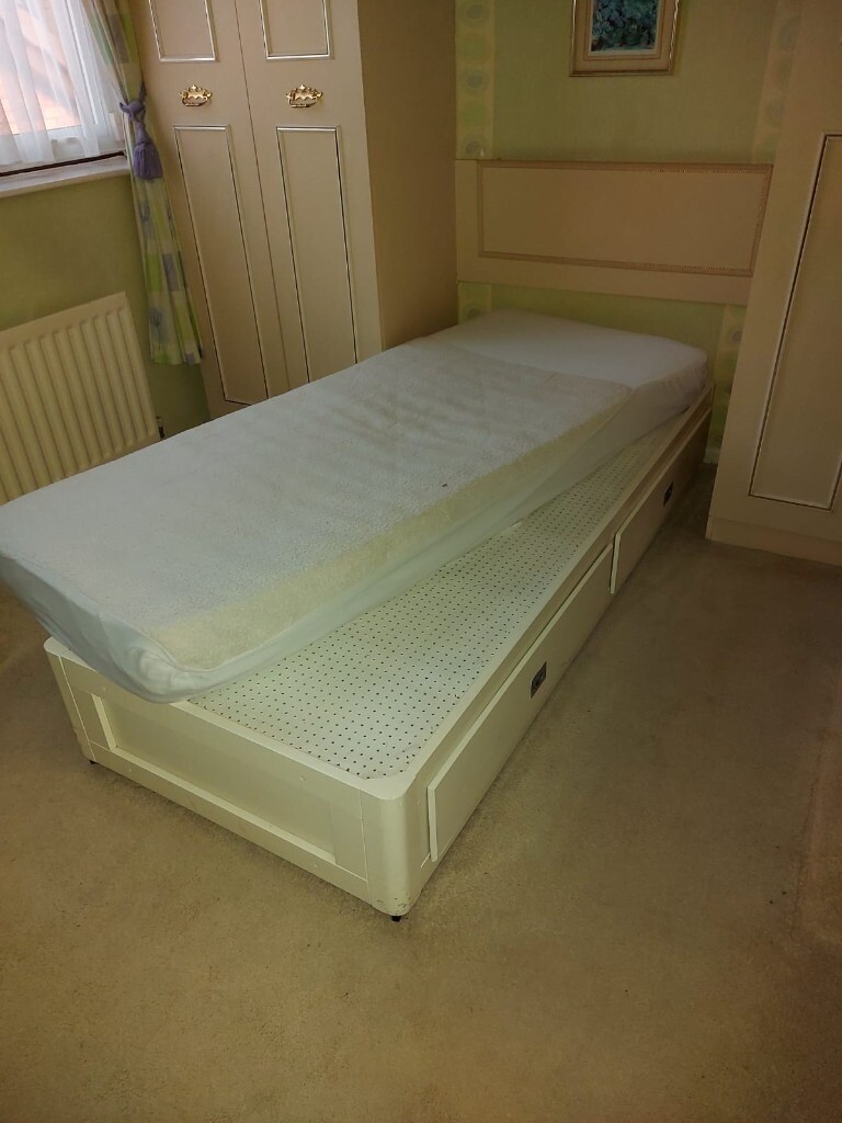 single divan bed with drawers in Prestwich, Manchester Gumtree