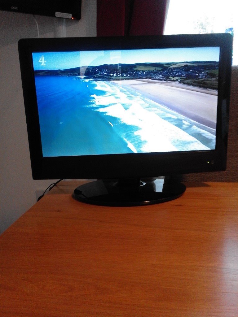 Currys 16" LED Backlit LCD TV and DVD Combi in Bridgwater, Somerset