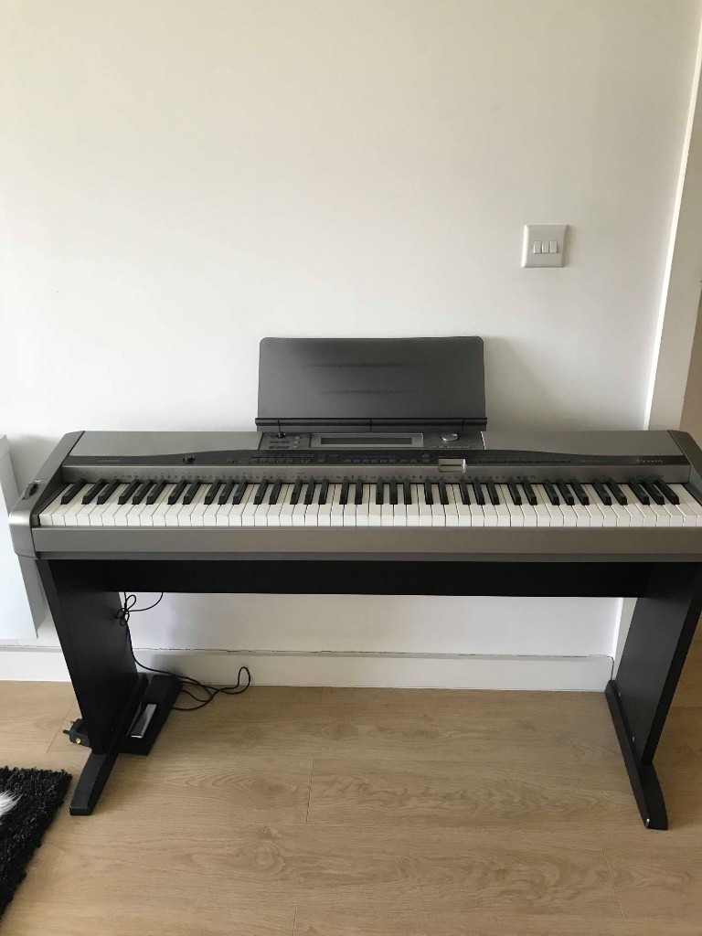 Casio PX400R Privia Digital Piano in London Gumtree