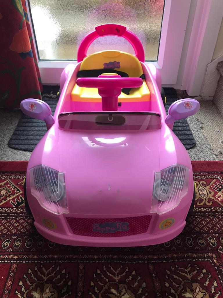 Peppa pig 6v ride on car in Truro, Cornwall Gumtree