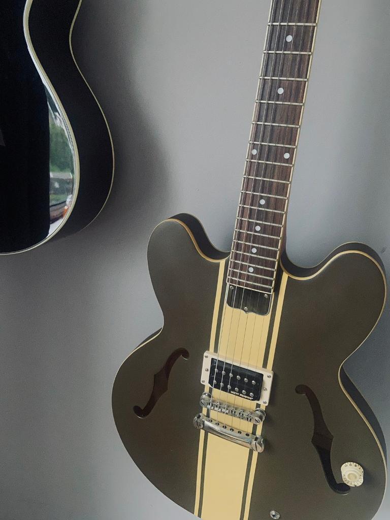 大人気ブランド Epiphone Es 1 Blink Delonge Tom 333 エレキギター Www Abtrs Com