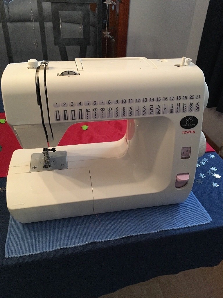 Toyota Sewing Machine RA42 in Kings Cross, London Gumtree