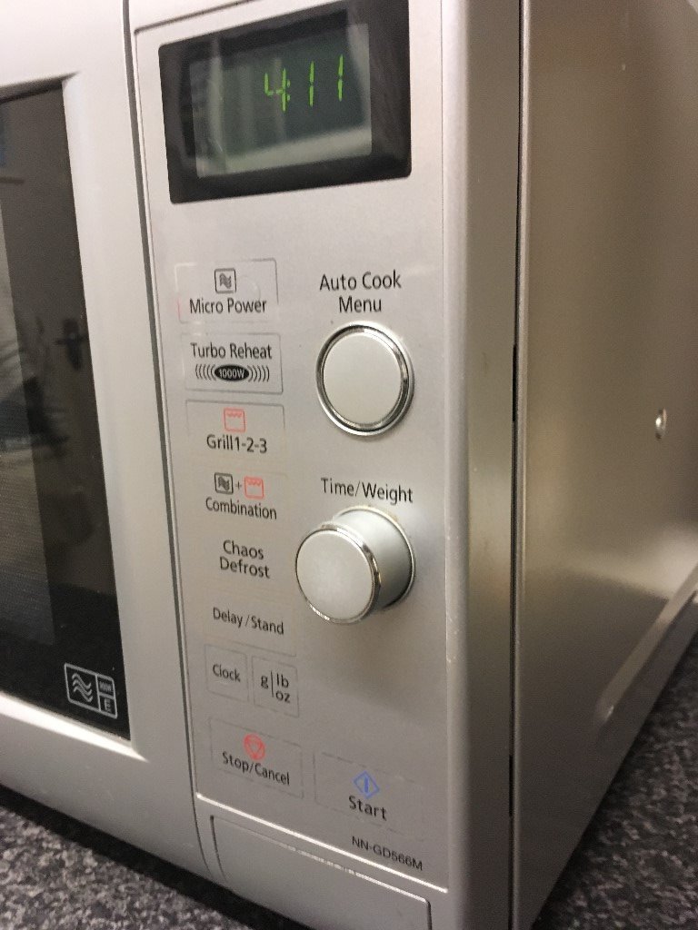 Panasonic Inverter 900W Combination Microwave Oven & Grill in