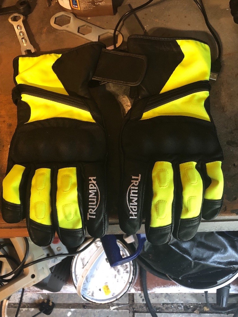 Triumph motorcycle gloves in Edinburgh Gumtree