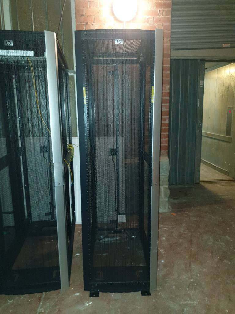 Hp 383573 001 10642 G2 42u Server Rack Cabinet Enclosure With