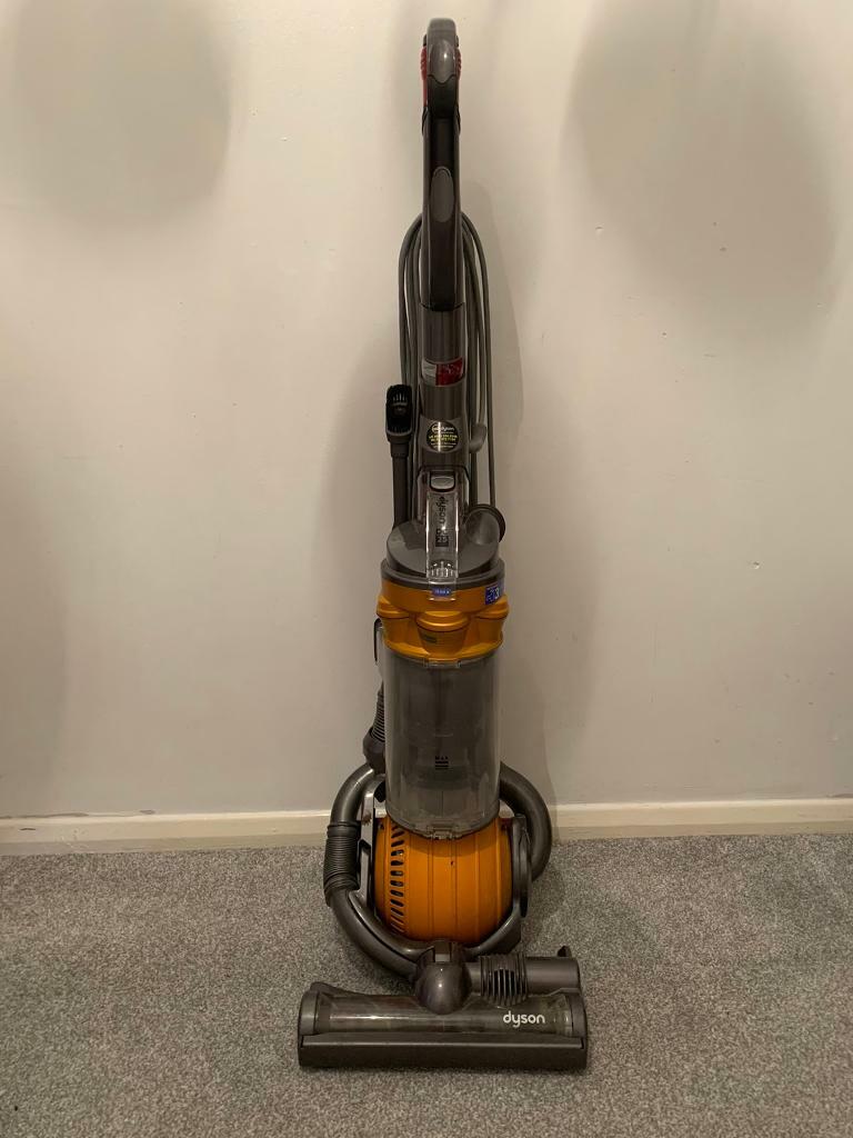 Dyson dc25 hoover in Canary Wharf, London Gumtree