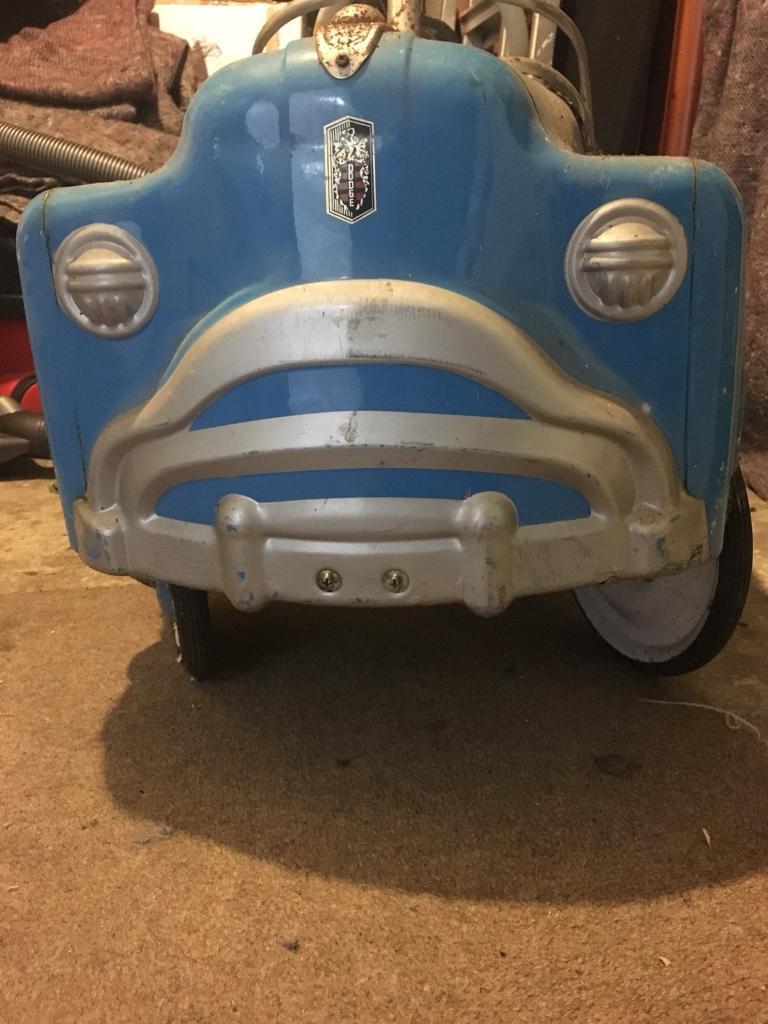 Vintage Murray pedal car in GoringbySea, West Sussex