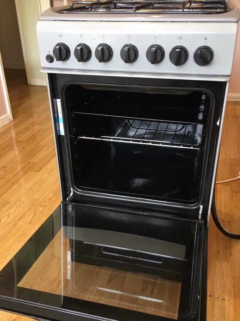 Indesit free standing electric Oven and gas hob in Edinburgh City