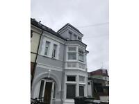 2 Bed Lovely Top Floor Flat, Haringey / Manor House 