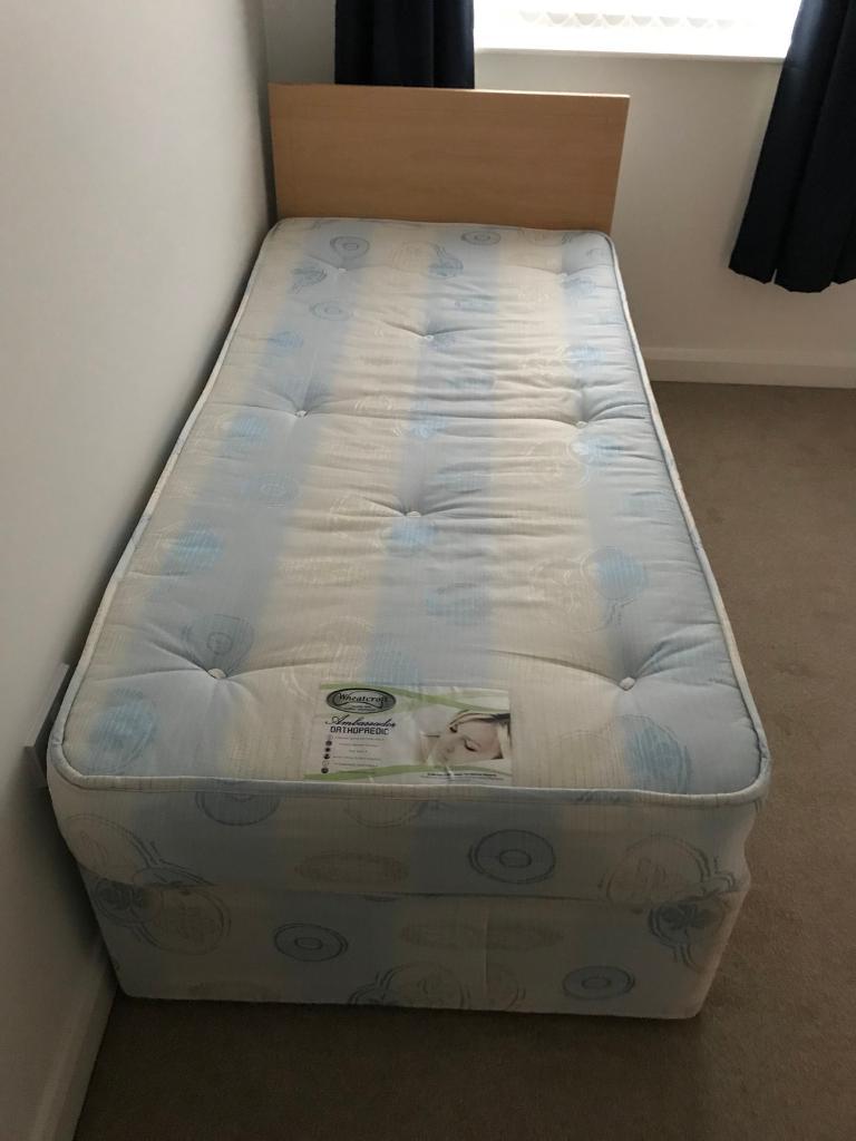 2 x single beds with mattresses. Good condition. Free for colkection in Tickhill, South