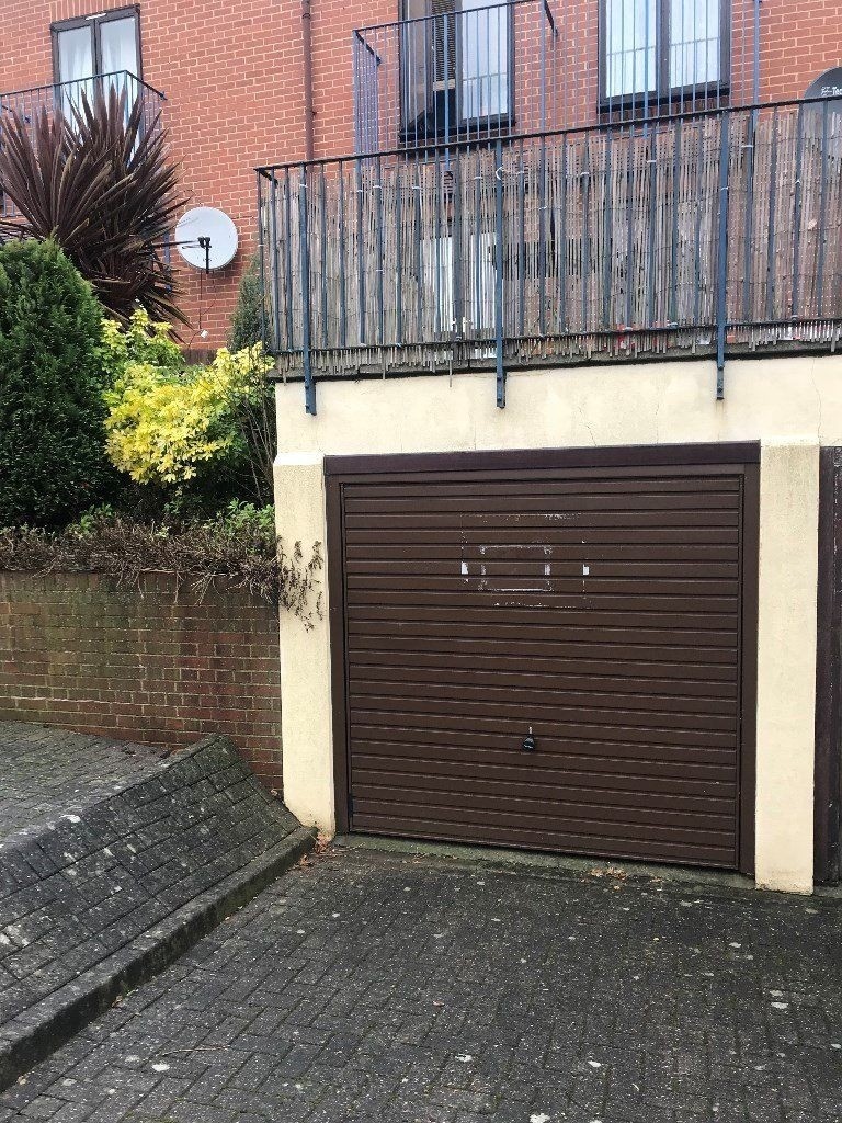 Garage in Mill Hill in Mill Hill, London Gumtree