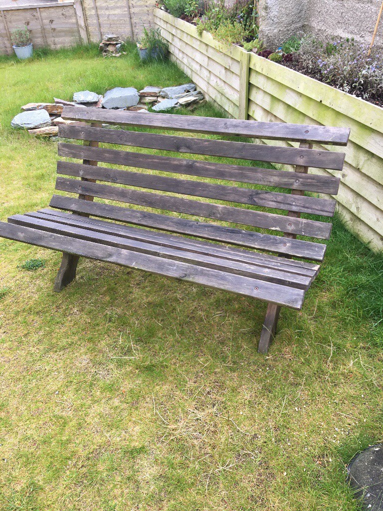 very comfortable parisian garden bench - furniture