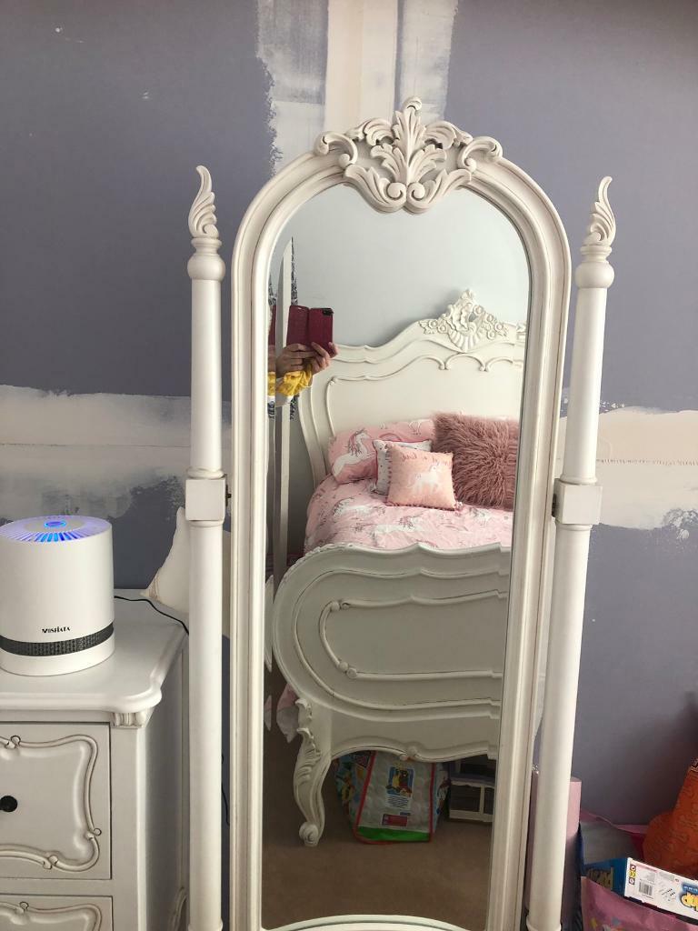 French Shabby Chic Set Double Bed Full Length Mirror 2 Chest Of