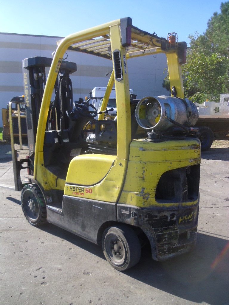 Cushion Forklift: 2015 Hyster S50FT. 5000#